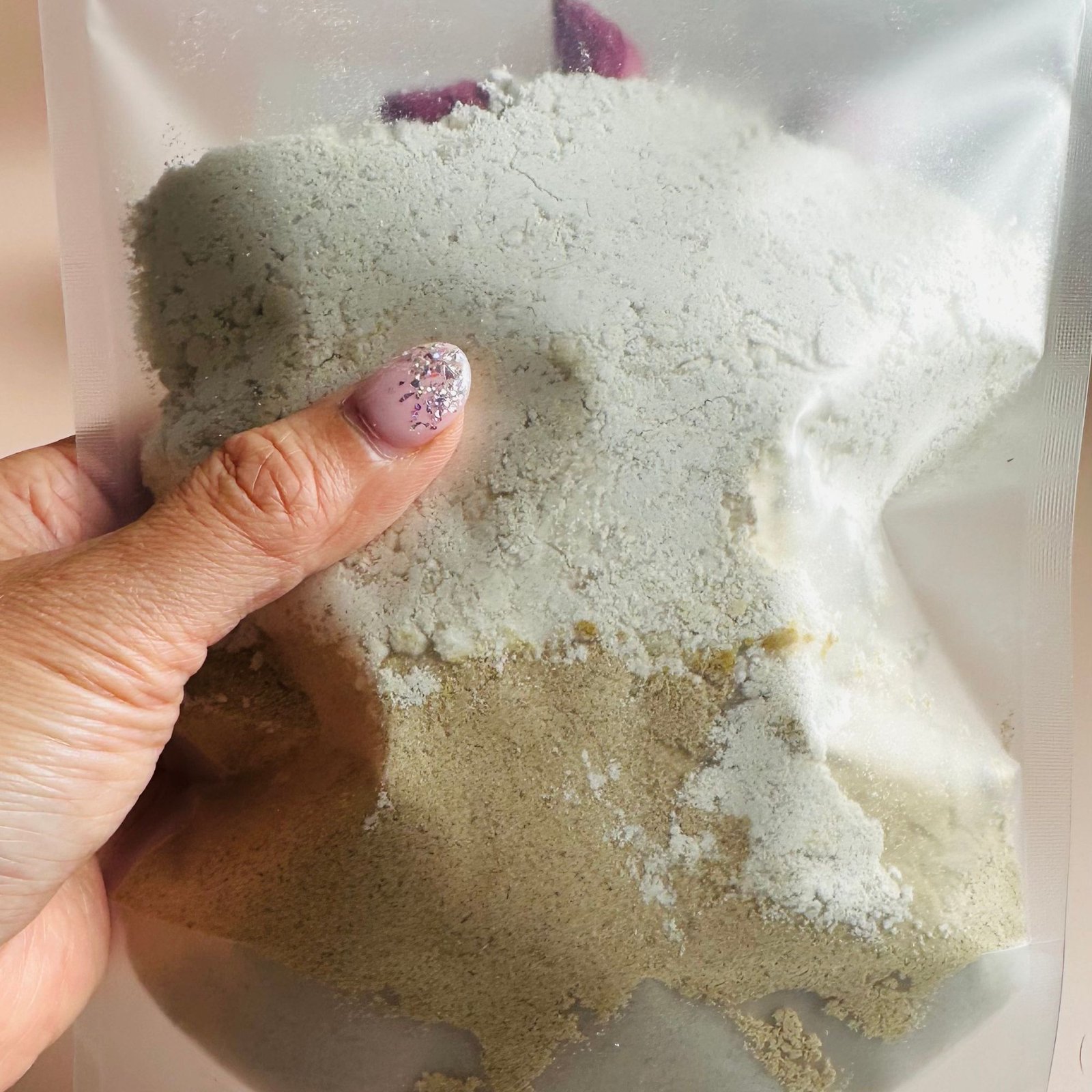 ROSE GROUND – Botanical Bath Milk(250g Refill Pouch) - Image 2